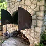 Leda * Kraljevica